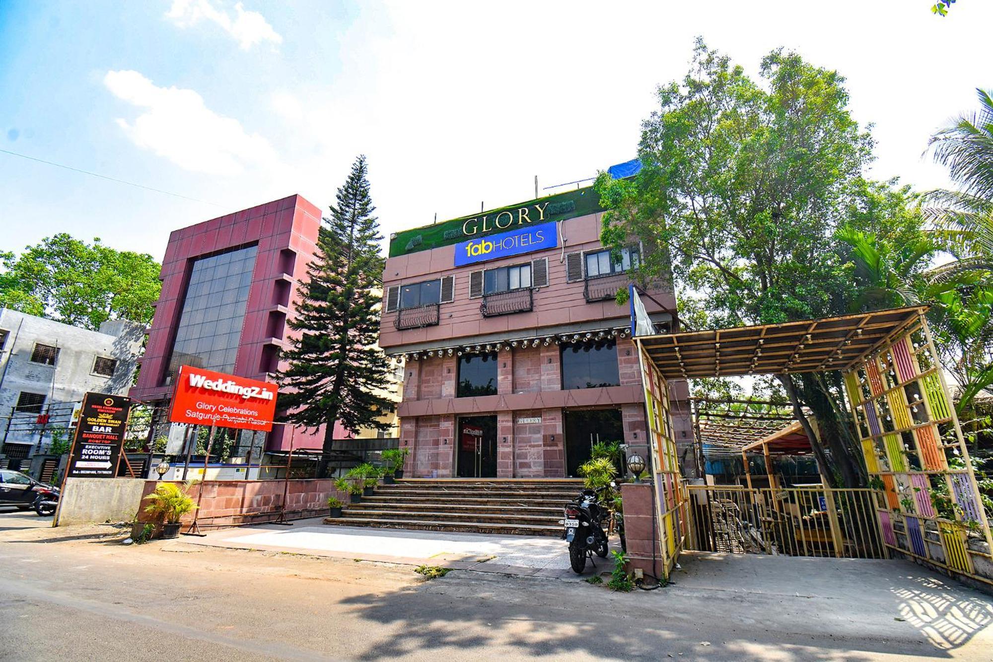 Fabexpress Glory - Nr Skywalk Bridge Hotel Pimpri-Chinchwad ภายนอก รูปภาพ