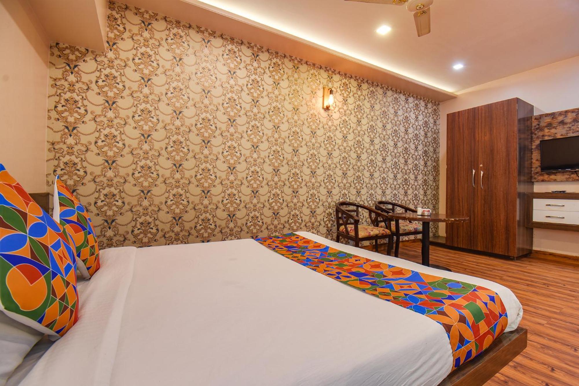 Fabexpress Glory - Nr Skywalk Bridge Hotel Pimpri-Chinchwad ภายนอก รูปภาพ