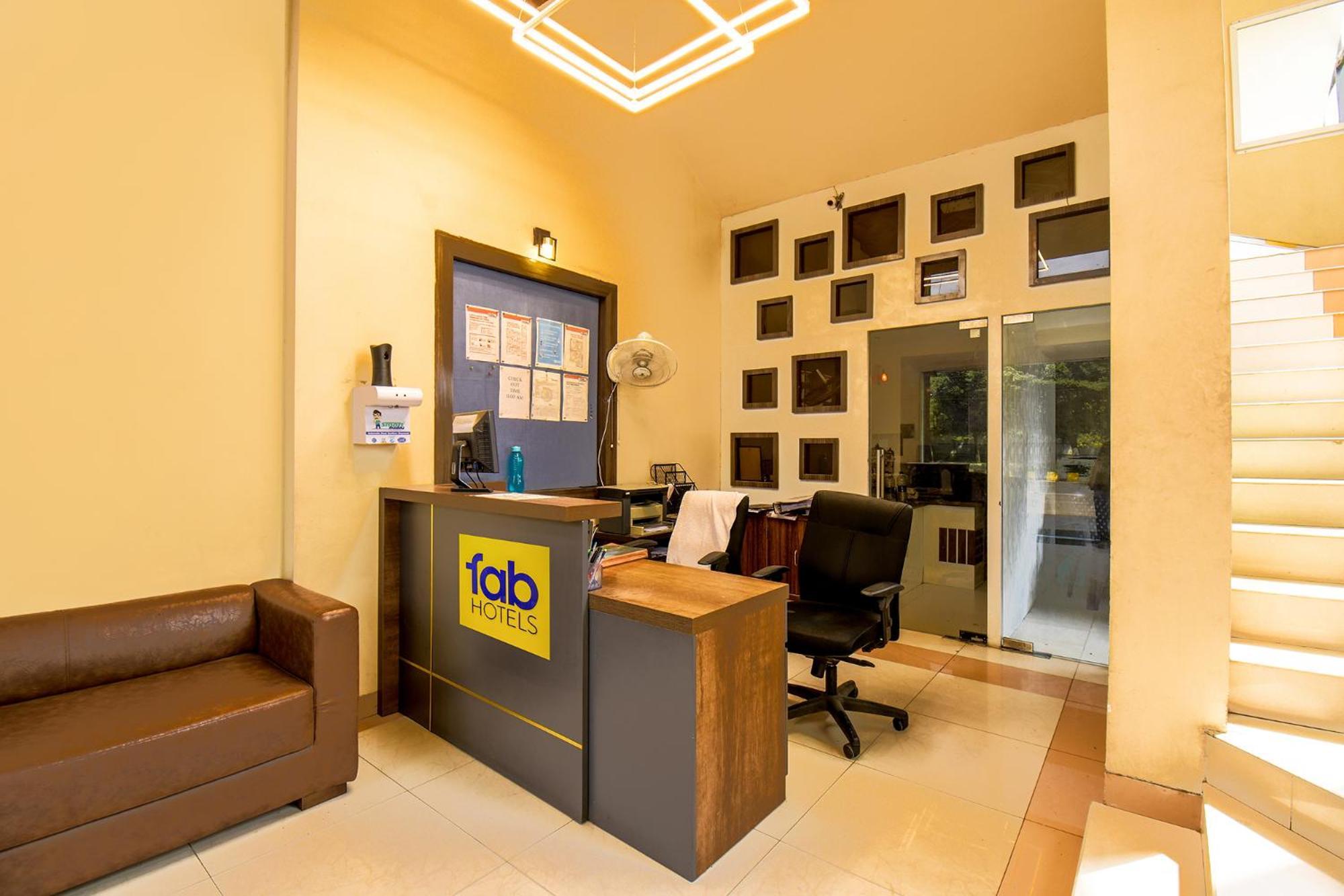 Fabexpress Glory - Nr Skywalk Bridge Hotel Pimpri-Chinchwad ภายนอก รูปภาพ
