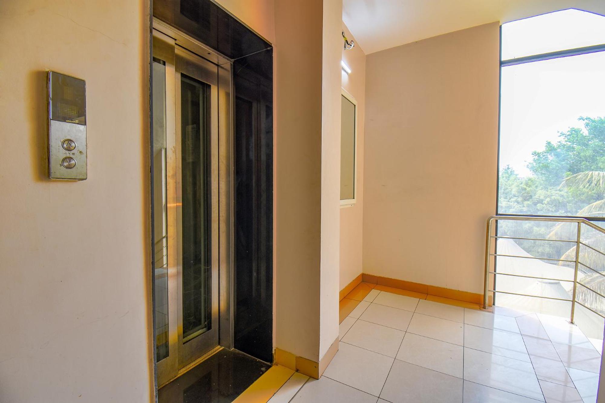 Fabexpress Glory - Nr Skywalk Bridge Hotel Pimpri-Chinchwad ภายนอก รูปภาพ