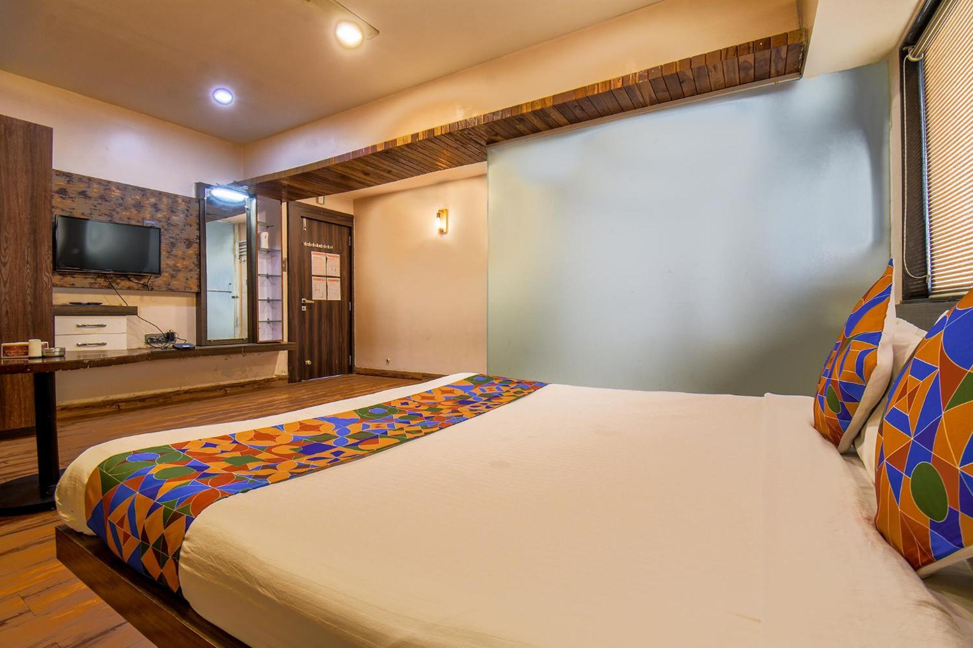 Fabexpress Glory - Nr Skywalk Bridge Hotel Pimpri-Chinchwad ภายนอก รูปภาพ
